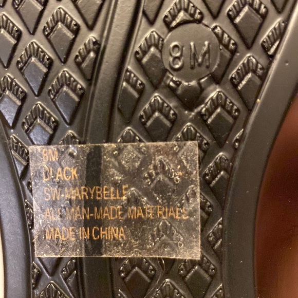 Studio Works comfort MARYBELLE black hook & loop sandals side scratch size 8M 🌹 - Picture 9 of 10